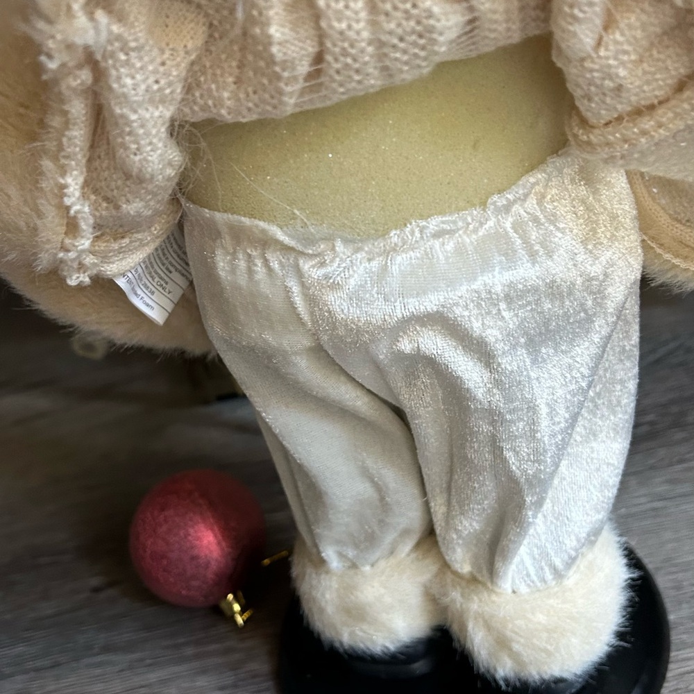 Santa - Picture 6 of 10